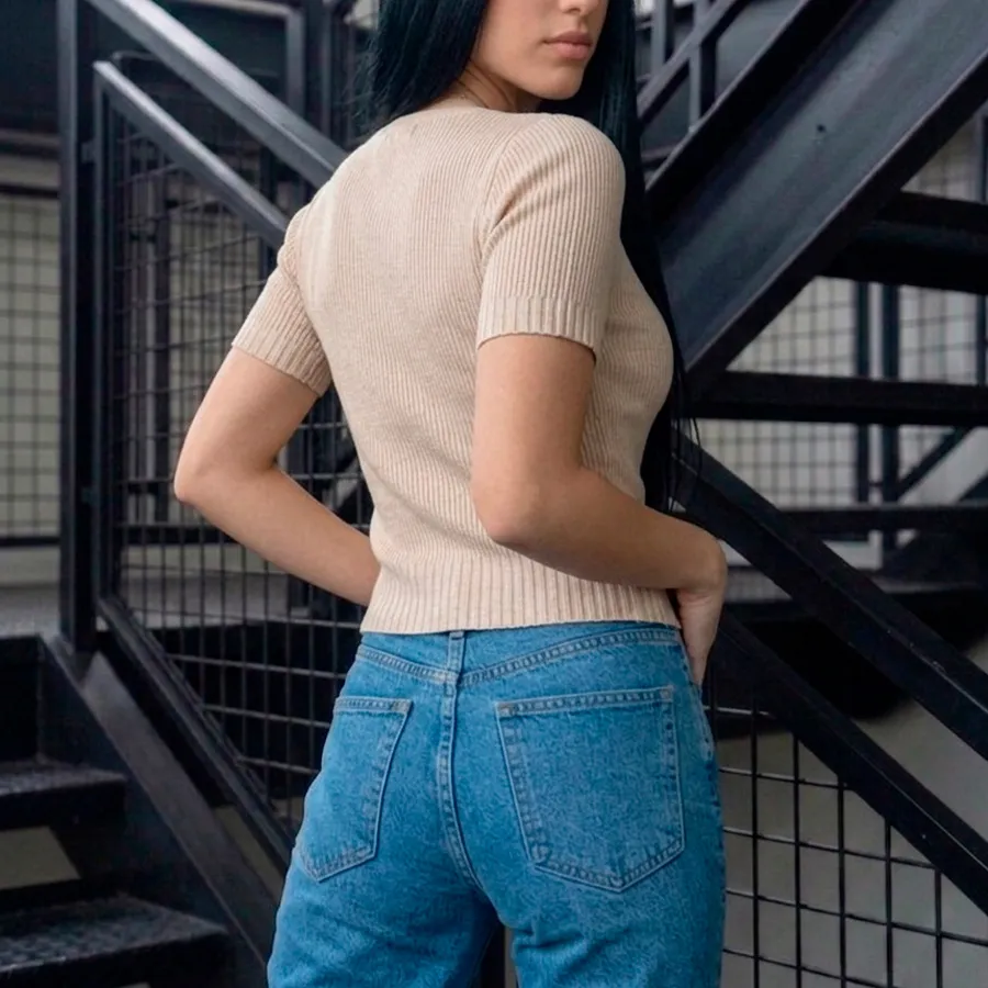 MIS00130 BLUSA CUELLO CUADRADO 10645